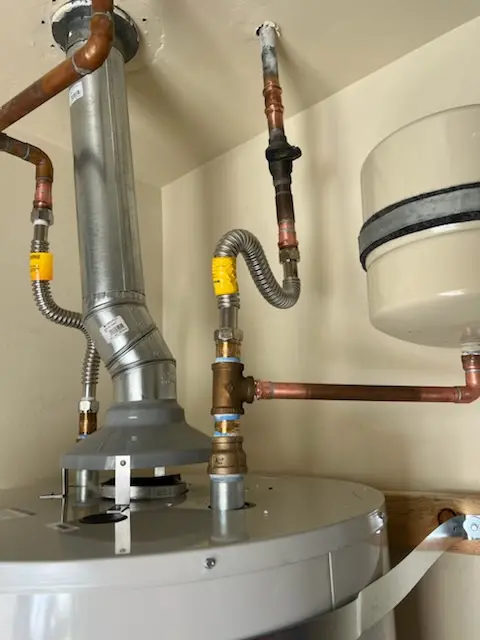 Water heater installation and plumbing repair in Bennington Place